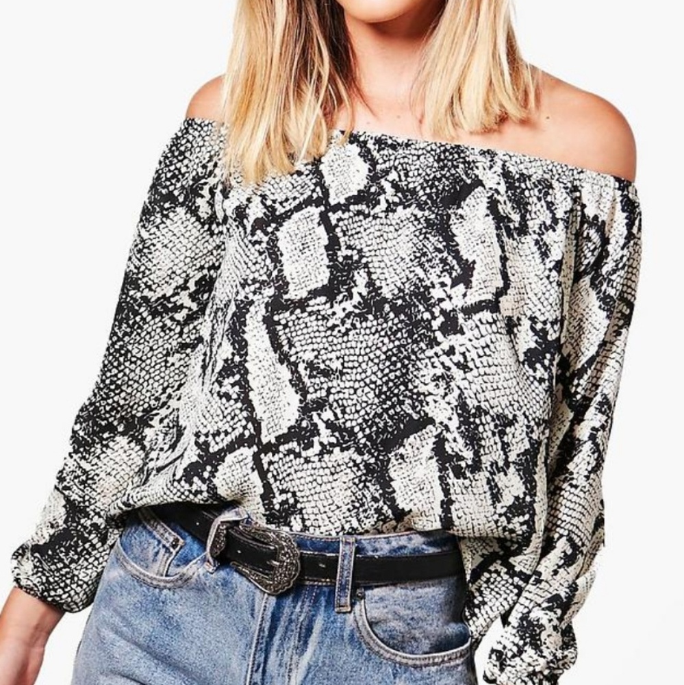 Snake skin print top